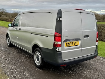 Used Mercedes-Benz Vito 2019 for sale - 76741277: Photo