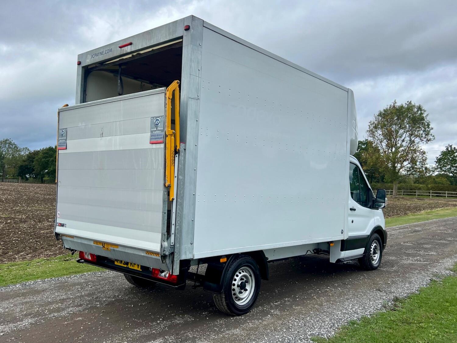 Used Ford Transit 2020 for sale - 76041023: Photo 4