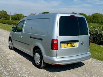 Used Volkswagen Caddy Maxi 2017 for sale - 76794480: Photo