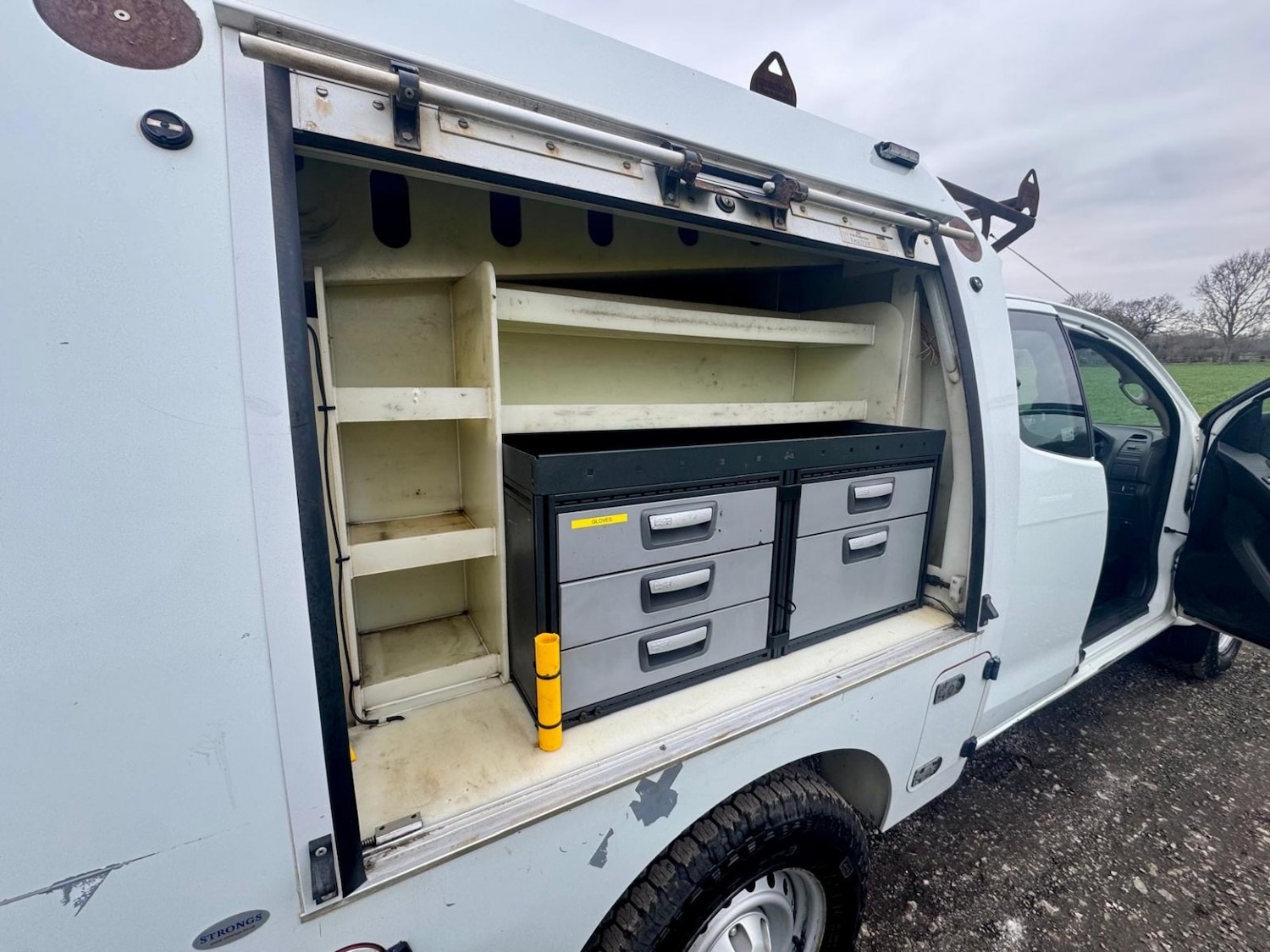 Used Isuzu D-Max 2017 for sale - 77610006: Photo 10