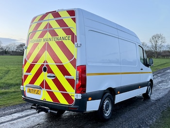 Used Mercedes-Benz Sprinter 2021 for sale - 77632472: Photo