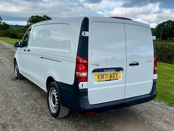 Used Mercedes-Benz Vito 2021 for sale - 76040973: Photo