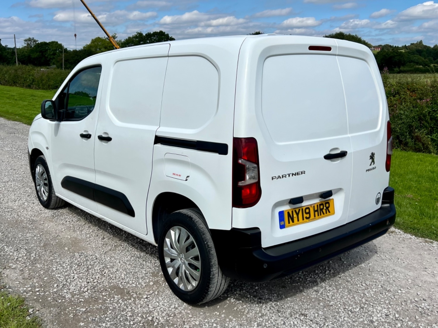 Used Peugeot Partner 2019 for sale - 68217536: Photo 3