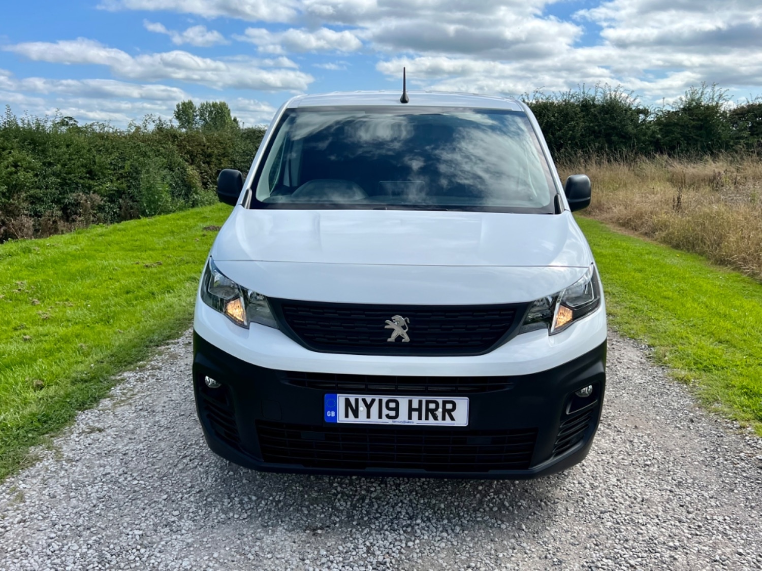 Used Peugeot Partner 2019 for sale - 68217536: Photo 5