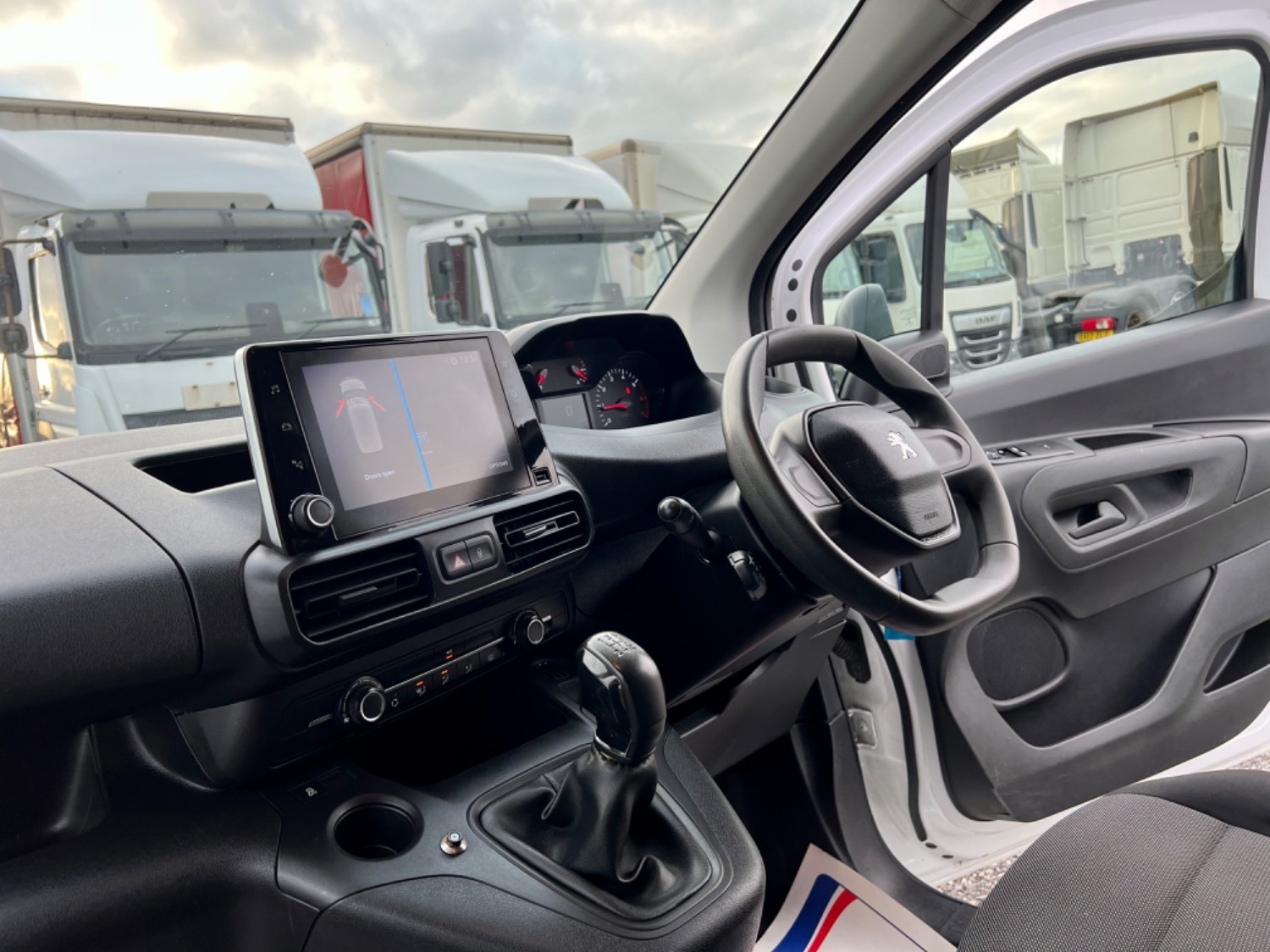 Used Peugeot Partner 2019 for sale - 68217536: Photo 7