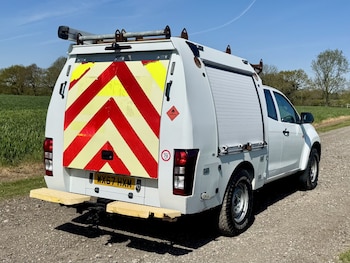 Used Isuzu D-Max 2017 for sale - 78345862: Photo