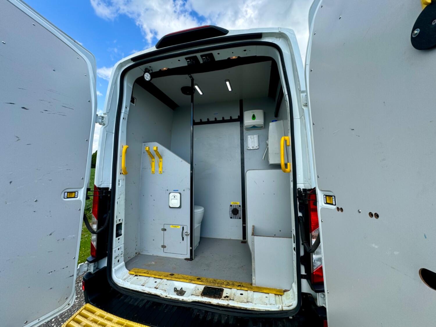 Used Ford Transit 2021 for sale - 76794466: Photo 11