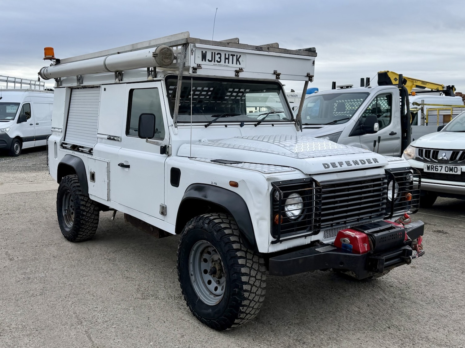 Used Land Rover Defender 2013 for sale - 78098224: Photo 2