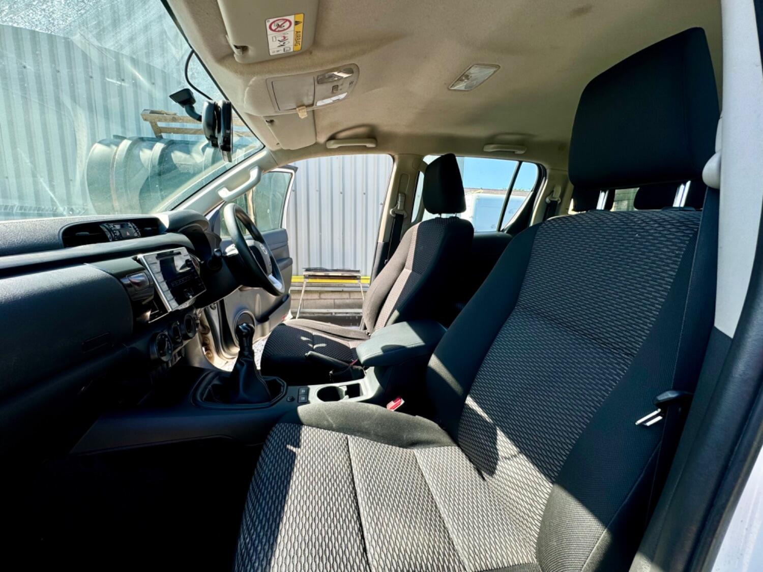 Used Toyota Hilux 2019 for sale - 76794469: Photo 10