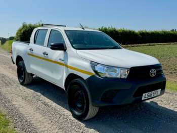 Used Toyota Hilux 2018 for sale - 74640124: Photo