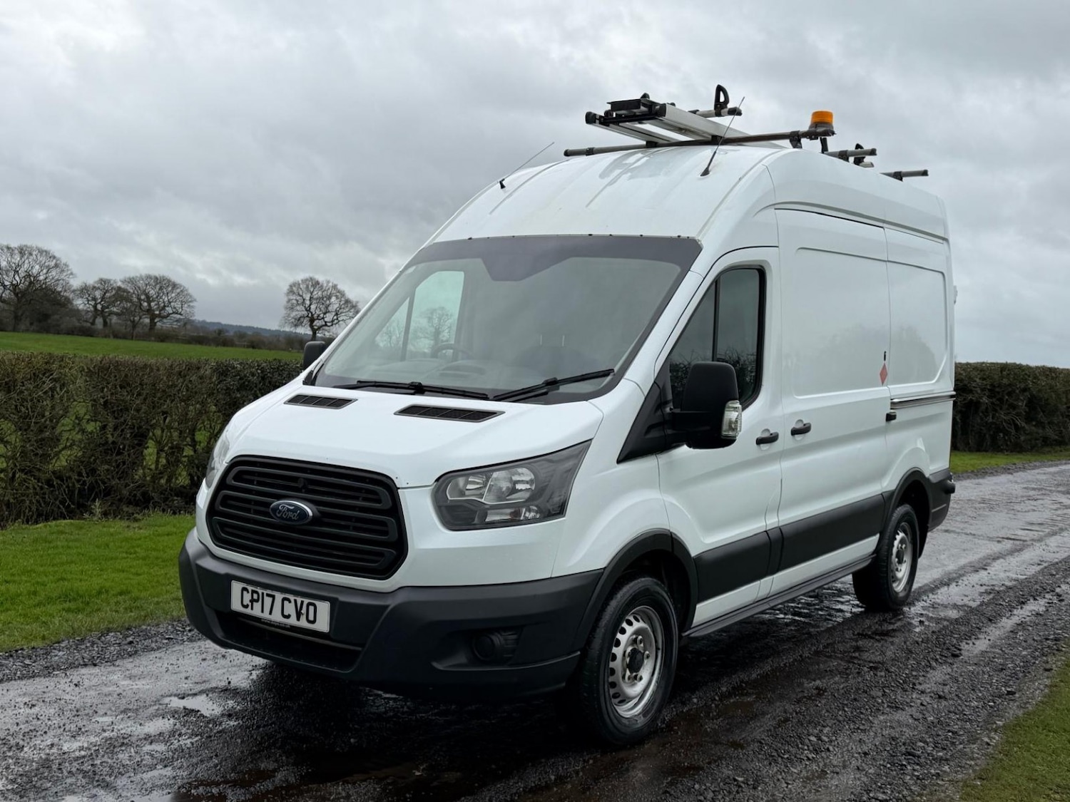 Used Ford Transit 2017 for sale - 77622411: Photo 2