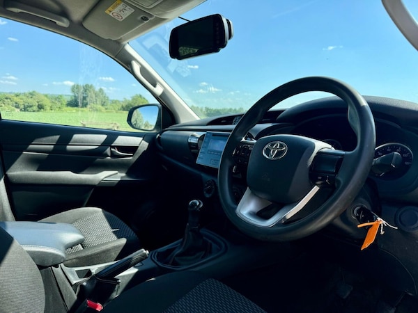 Used Toyota Hilux 2019 for sale - 74518839: Photo 6