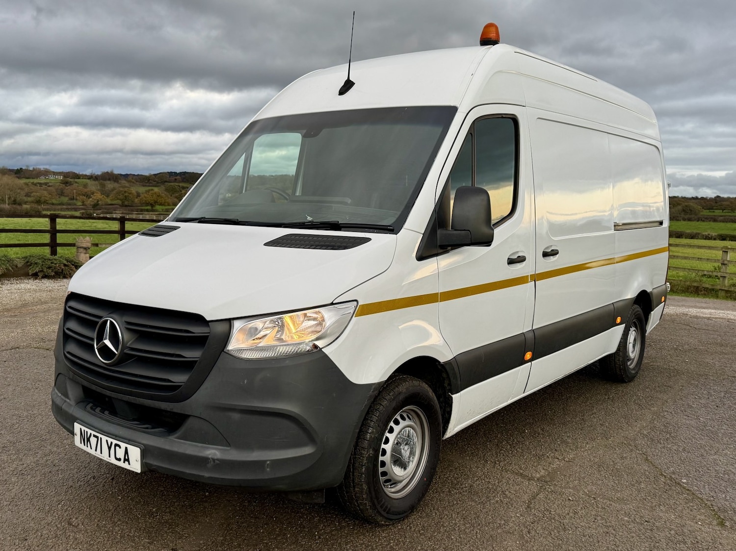 Used Mercedes-Benz Sprinter 2021 for sale - 76725661: Photo 2