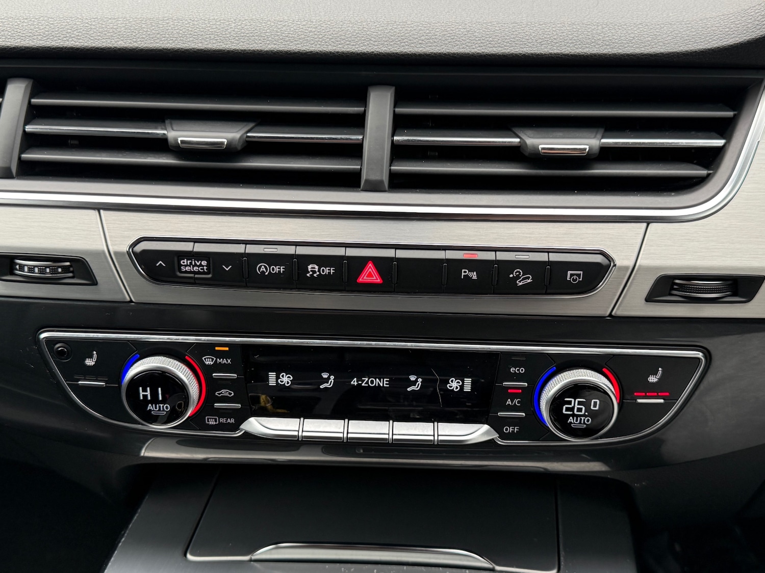 Used Audi Q7 2018 for sale - 77579621: Photo 19