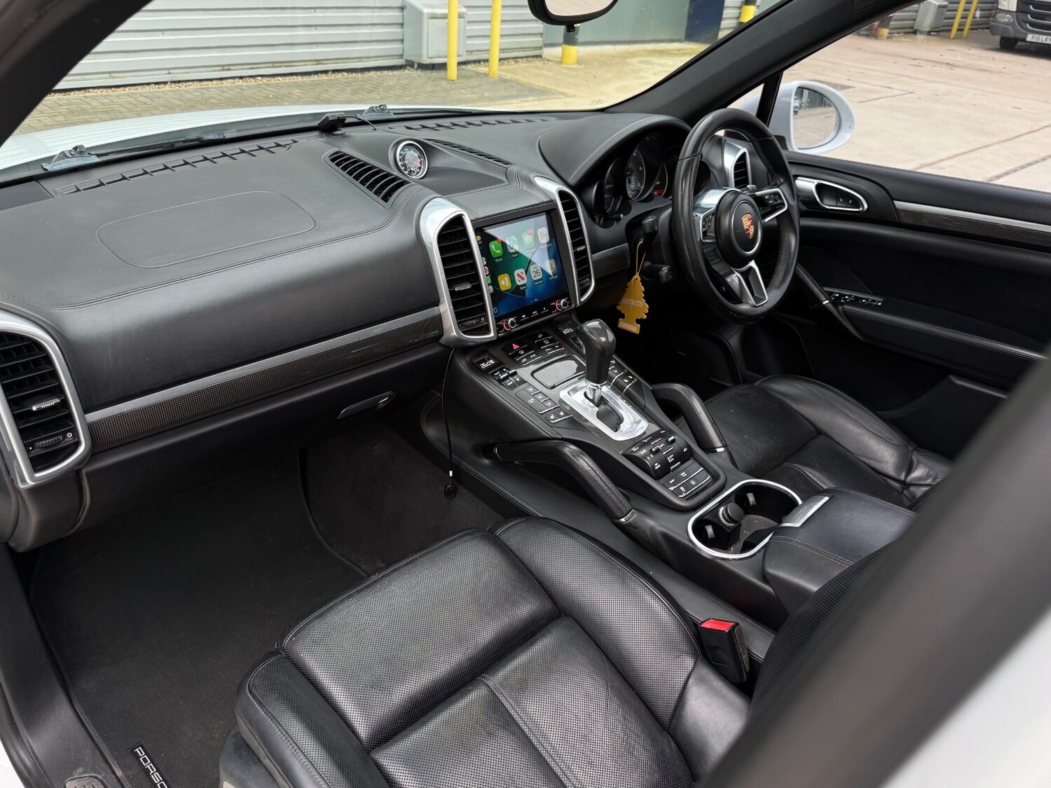 Used Porsche Cayenne 2015 for sale - 77693929: Photo 19