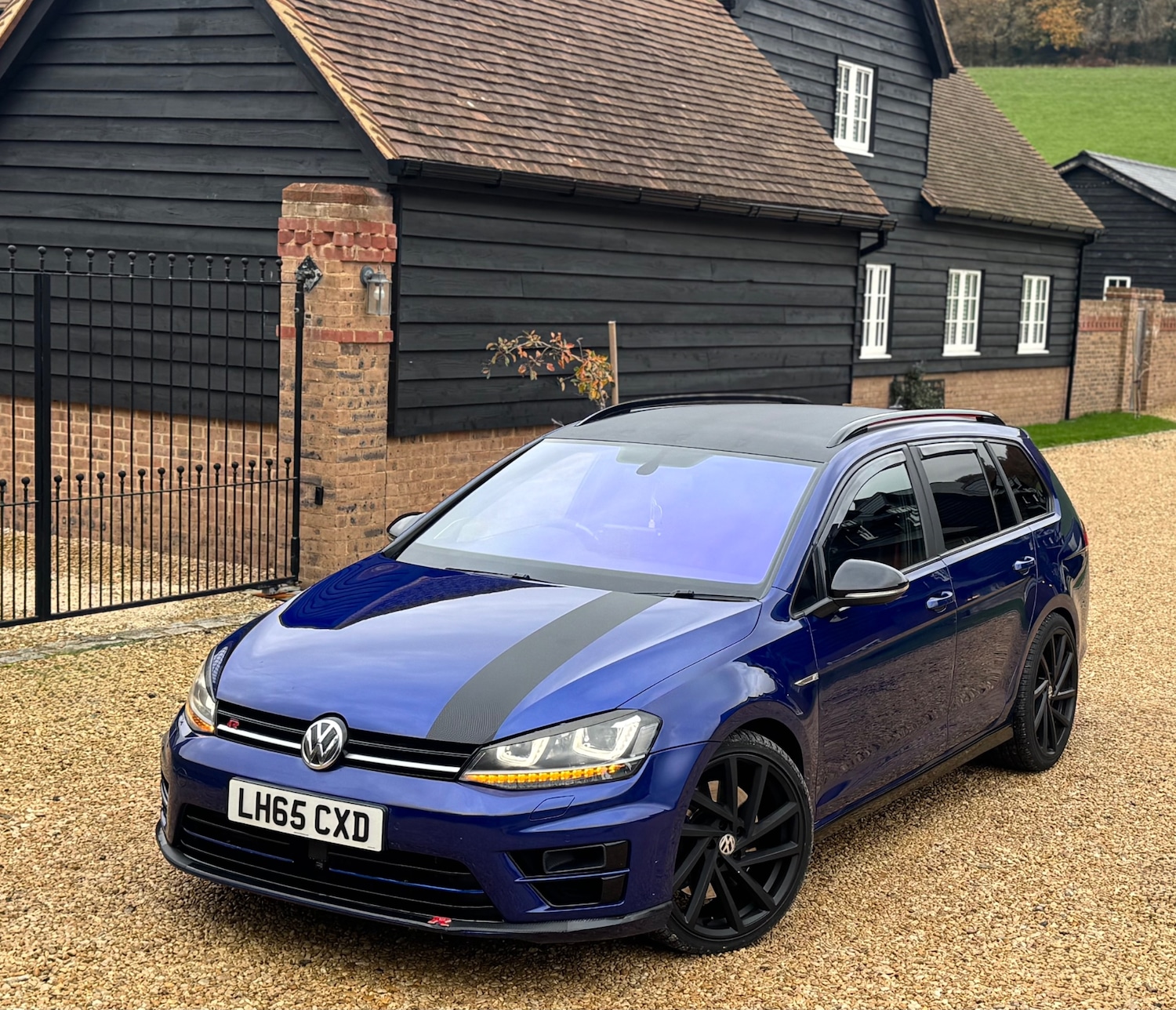 Used Volkswagen Golf 2016 for sale - 77584269: Photo 2