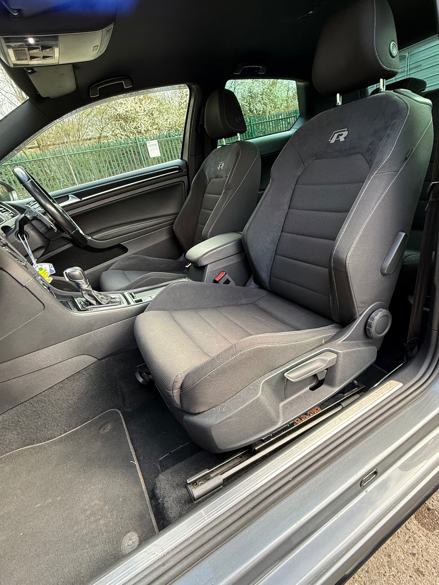 Used Volkswagen Golf 2017 for sale - 78071051: Photo 19