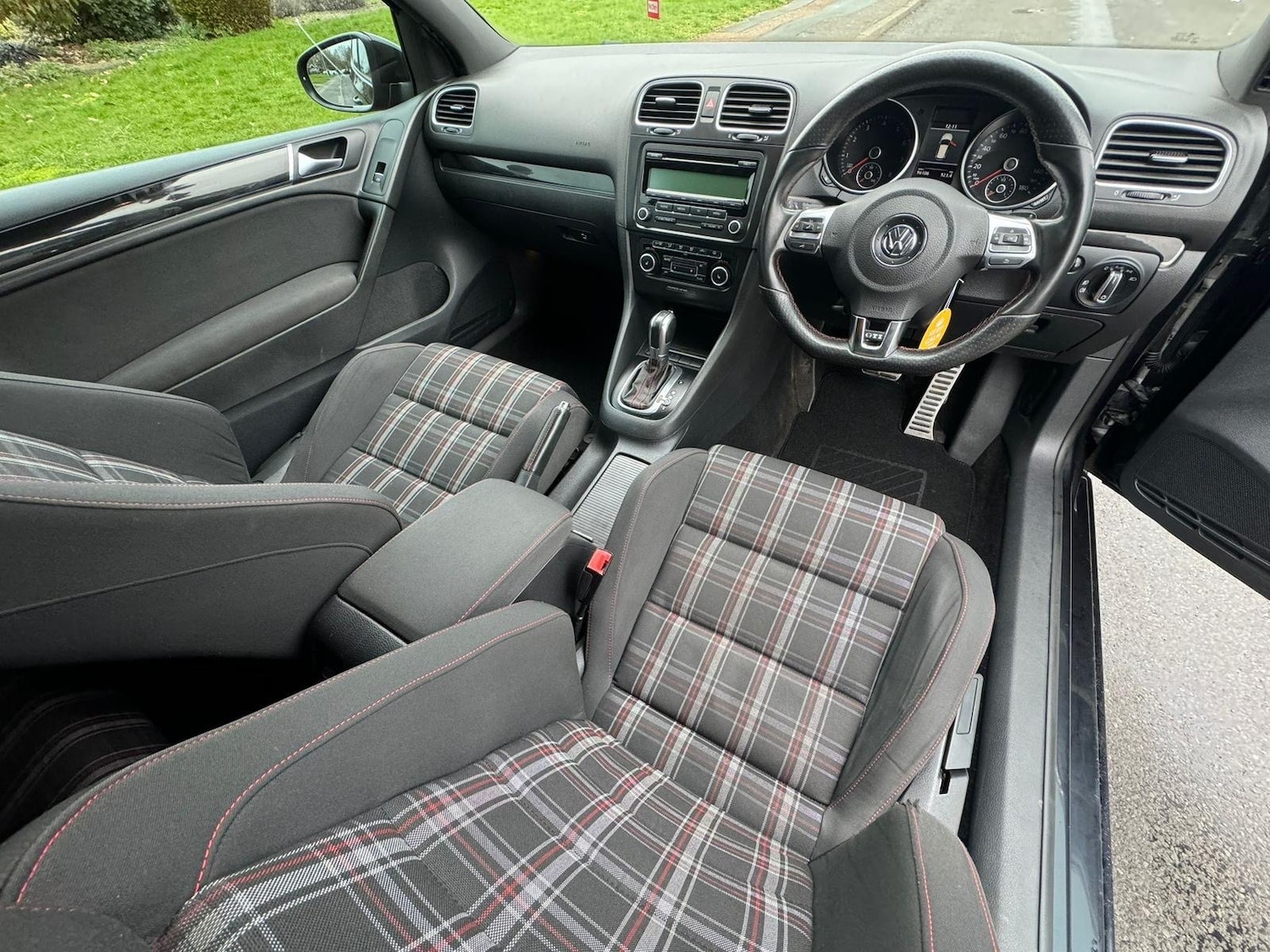 Used Volkswagen Golf 2011 for sale - 78150769: Photo 9