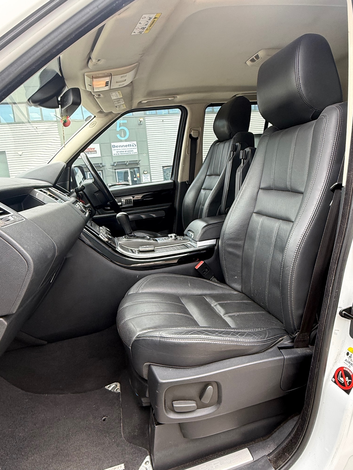 Used Land Rover Range Rover Sport 2011 for sale - 78183223: Photo 24