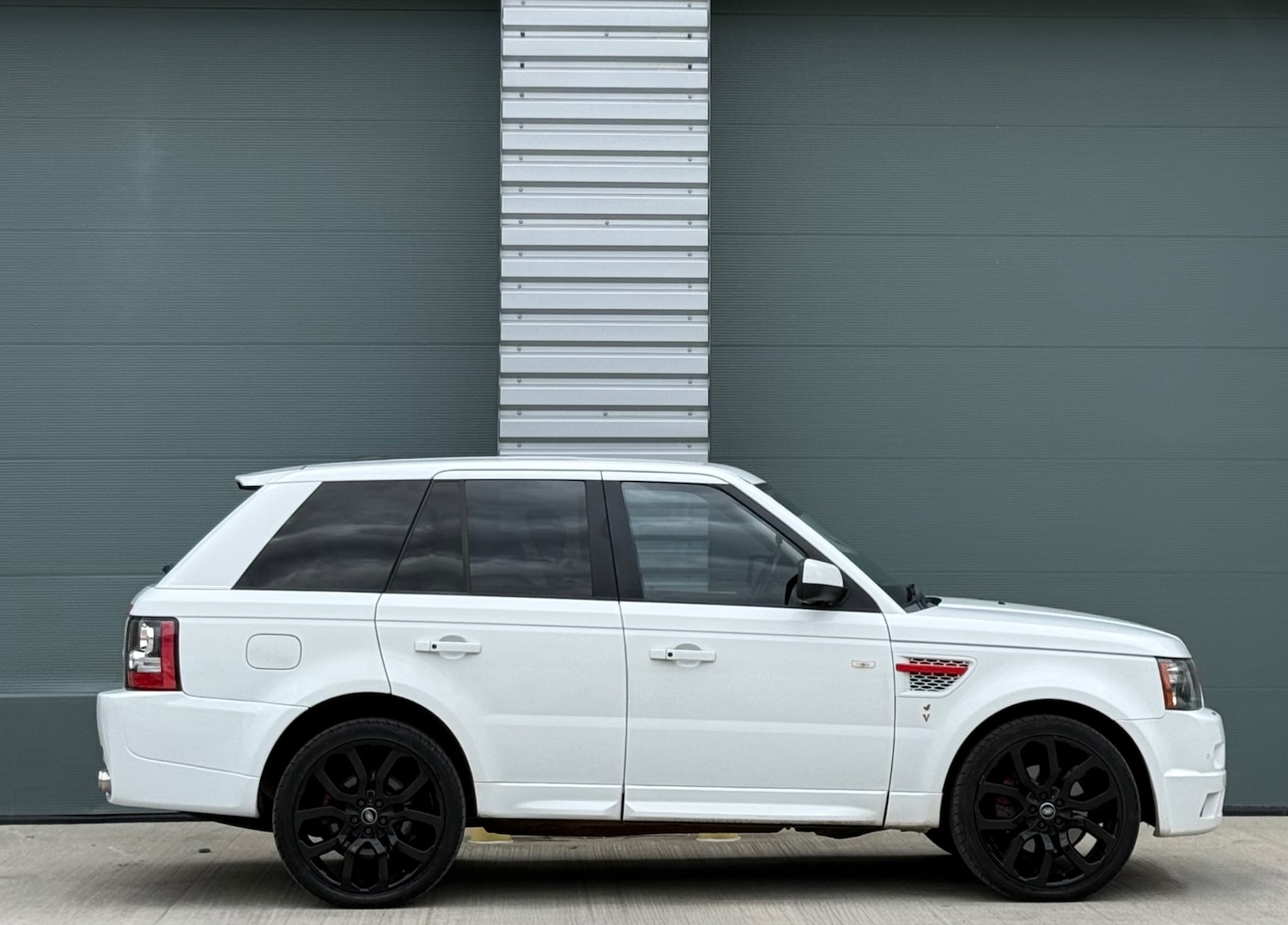 Used Land Rover Range Rover Sport 2011 for sale - 78183223: Photo 3