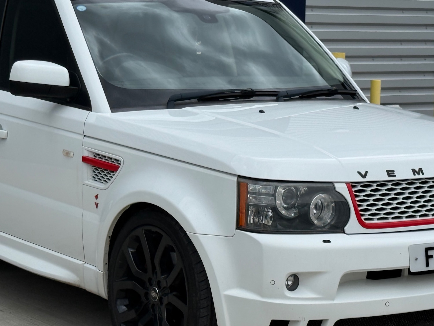 Used Land Rover Range Rover Sport 2011 for sale - 78183223: Photo 5