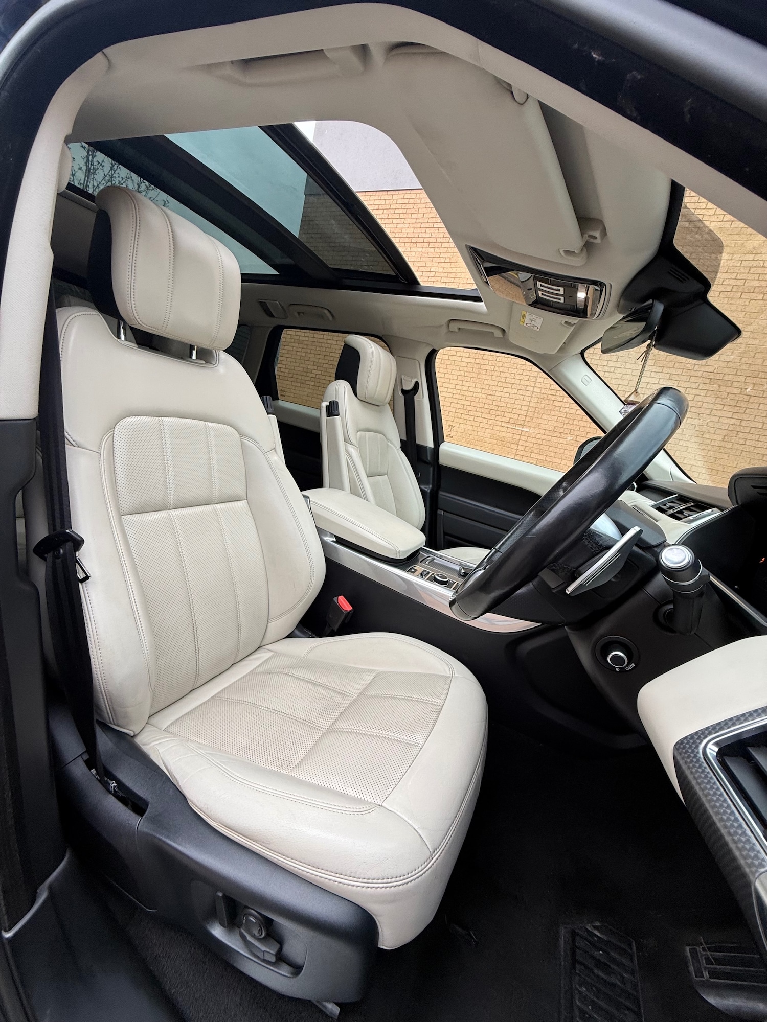 Used Land Rover Range Rover Sport 2018 for sale - 78136811: Photo 18