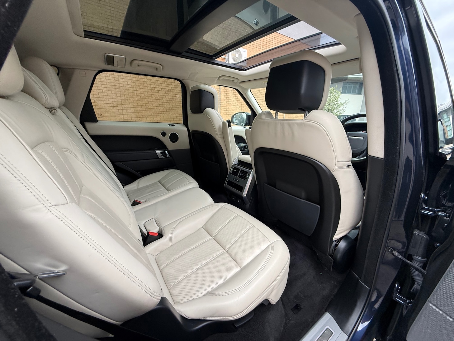 Used Land Rover Range Rover Sport 2018 for sale - 78136811: Photo 22