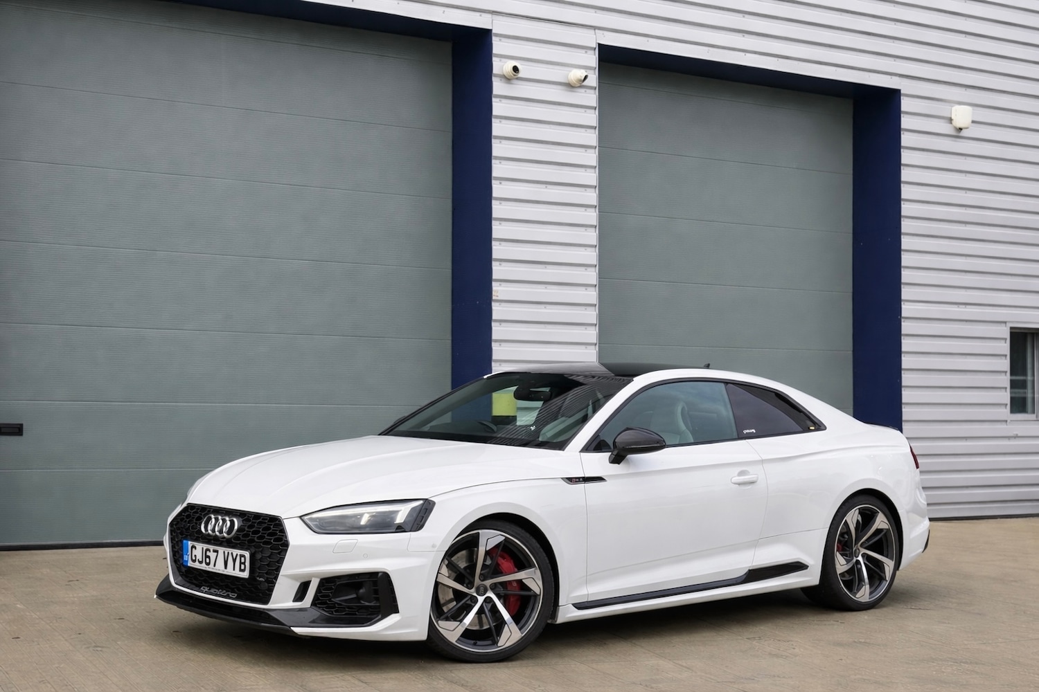 Used Audi RS5 2017 for sale - 77579729: Photo 2