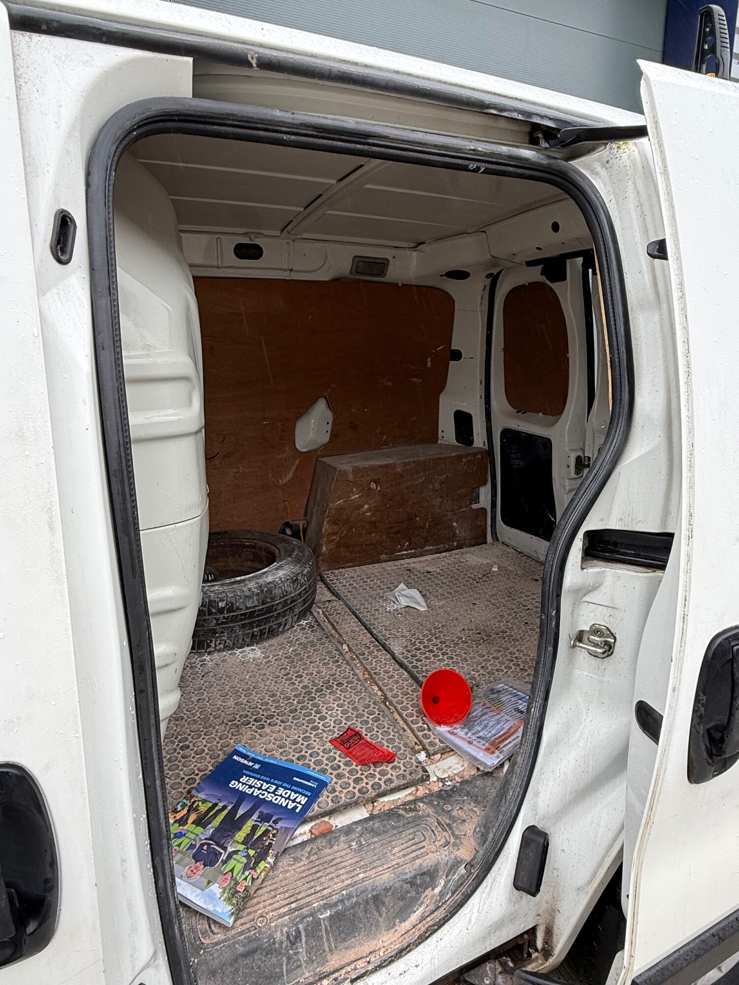 Used Fiat Fiorino 2011 for sale - 78042355: Photo 12