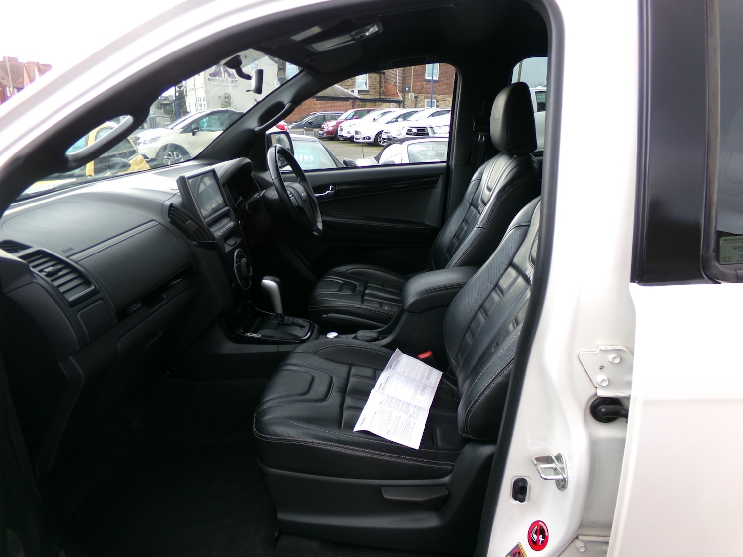 Used Isuzu D-Max 2020 for sale - 77264525: Photo 8