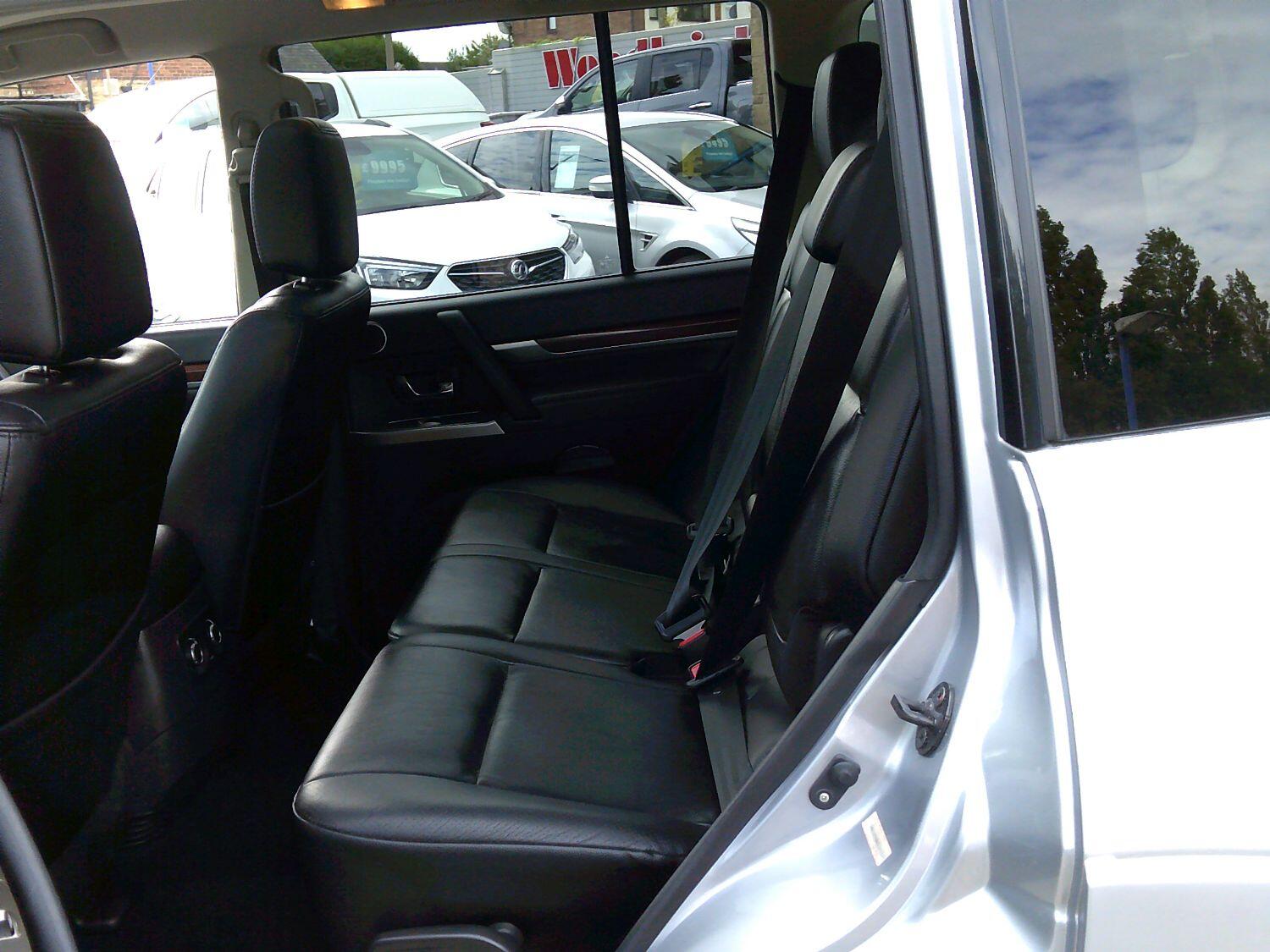 Used Mitsubishi Shogun 2013 for sale - 76793752: Photo 13