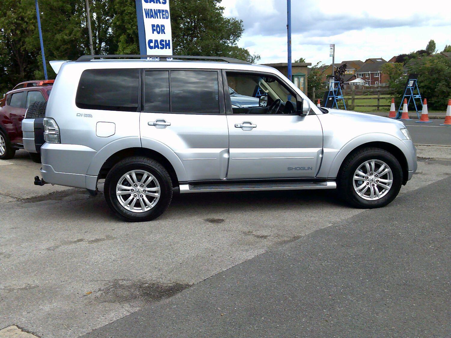 Used Mitsubishi Shogun 2013 for sale - 76793752: Photo 7