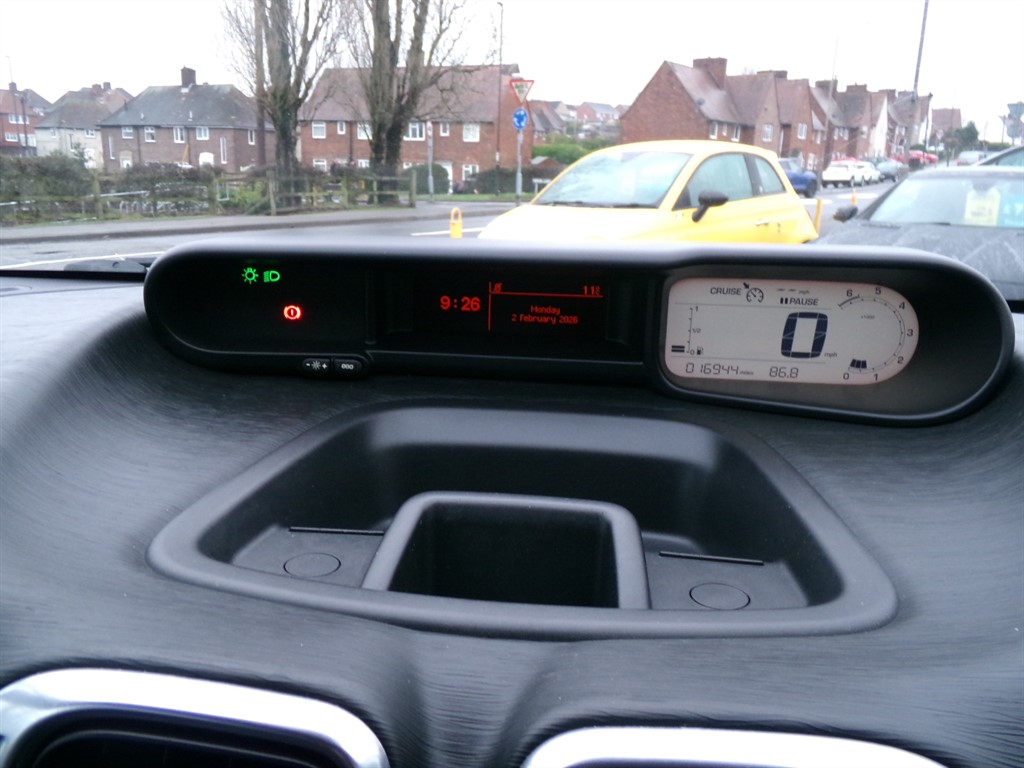 Used Citroen C3 Picasso 2017 for sale - 77406592: Photo 11