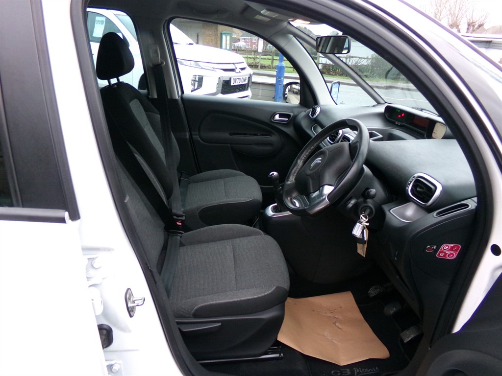 Used Citroen C3 Picasso 2017 for sale - 77406592: Photo 6