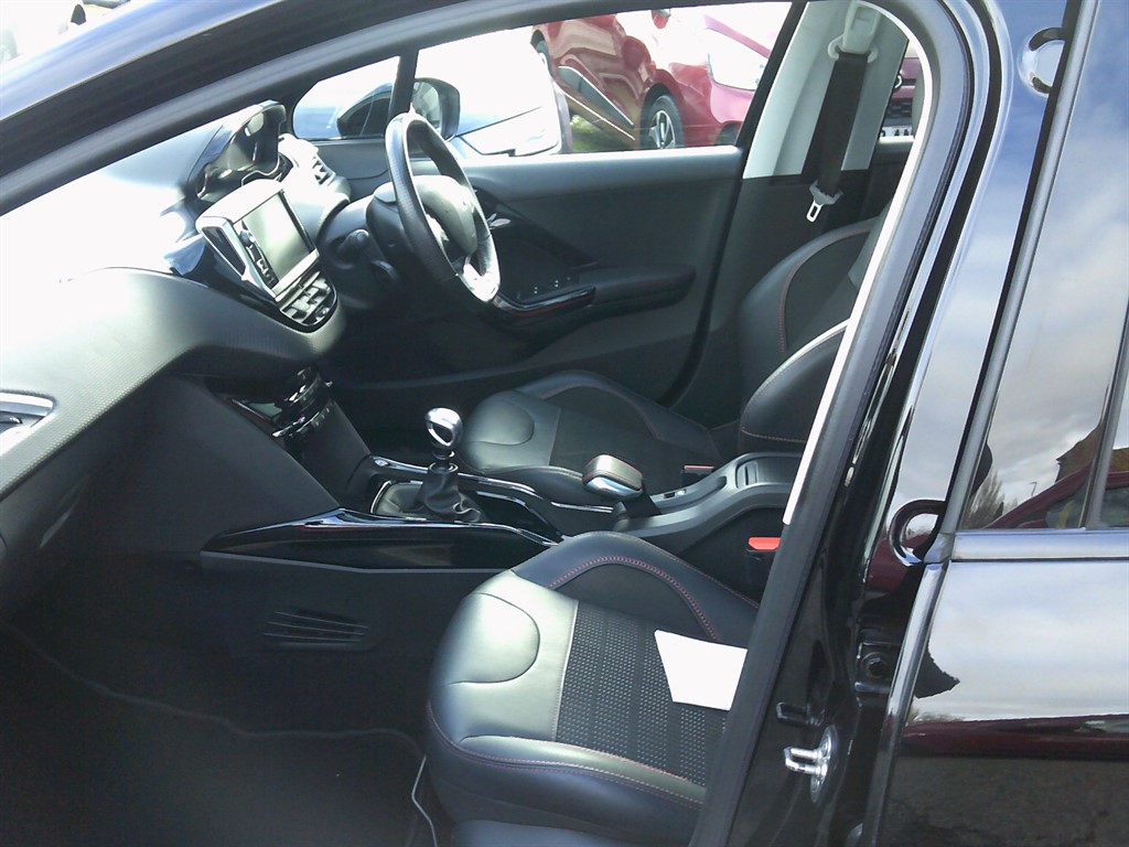 Used Peugeot 2008 2019 for sale - 77378146: Photo 8