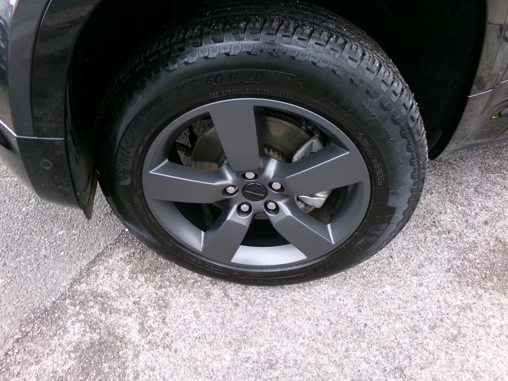 Used Land Rover Defender 2025 for sale - 78067264: Photo 11