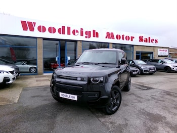 Used Land Rover Defender 2025 for sale - 78067264: Photo