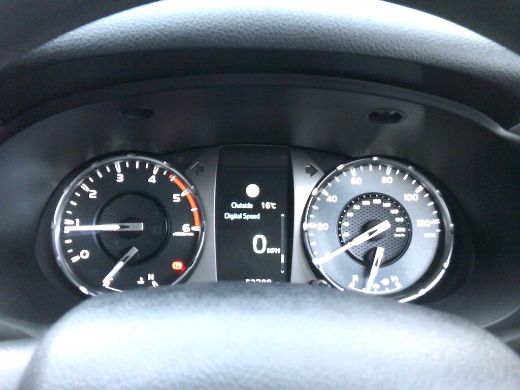 Used Toyota Hilux 2022 for sale - 77381298: Photo 11