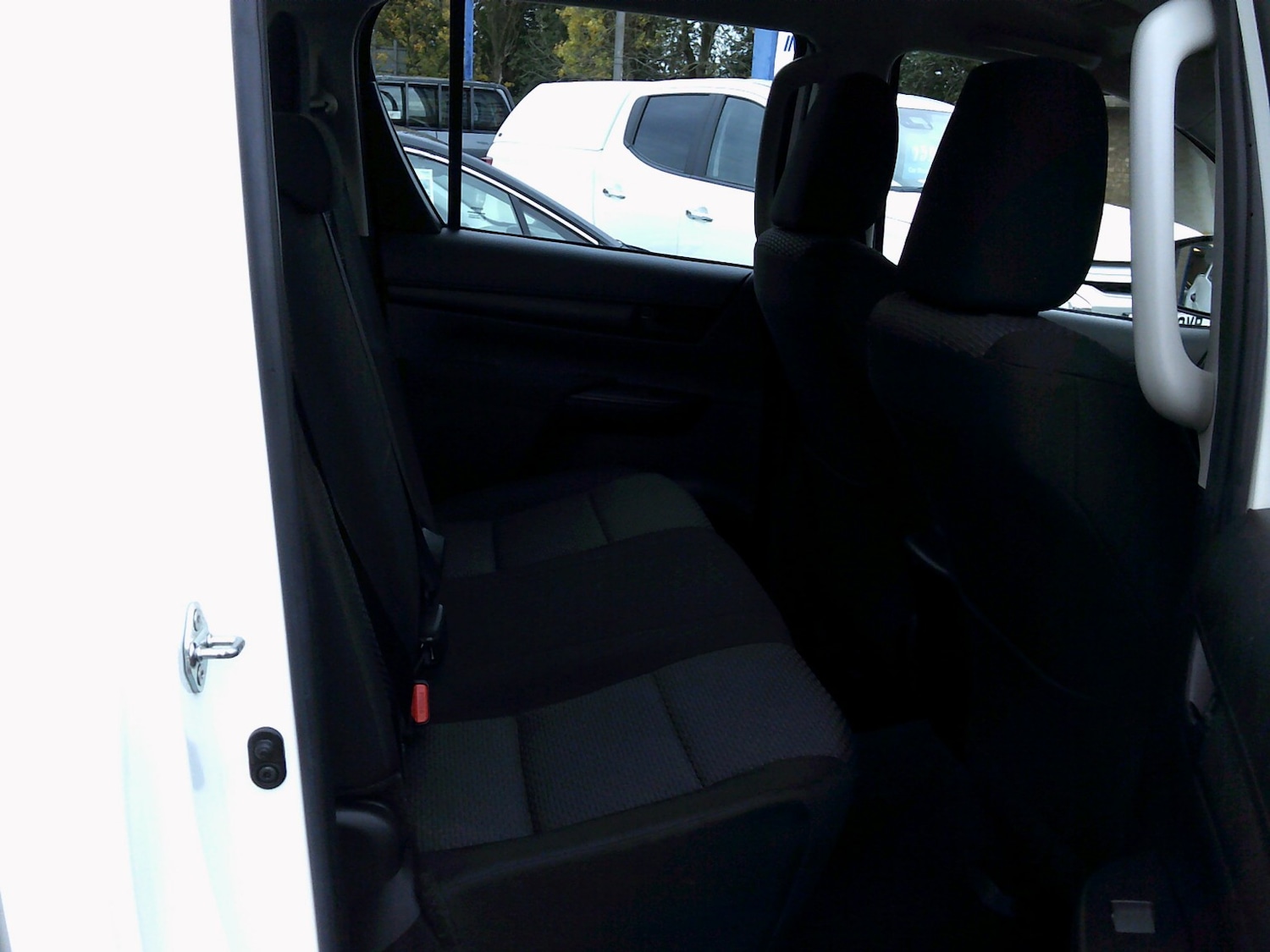 Used Toyota Hilux 2022 for sale - 76769885: Photo 9