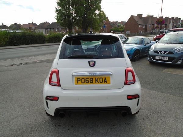 Used Abarth 595 2018 for sale - 75550250: Photo 2