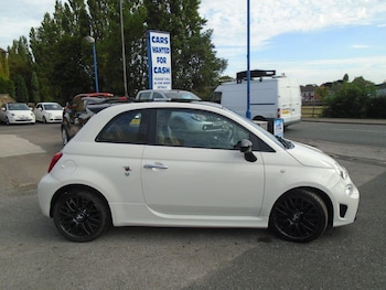 Used Abarth 595 2018 for sale - 75550250: Photo