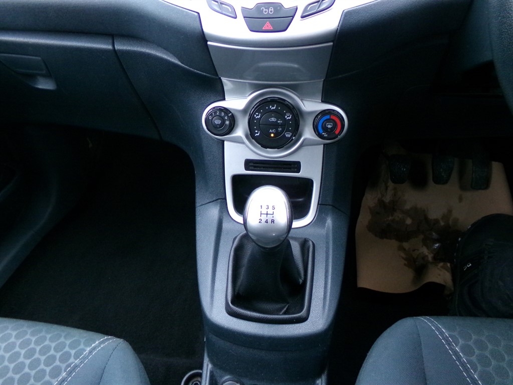 Used Ford Fiesta 2012 for sale - 77492971: Photo 13