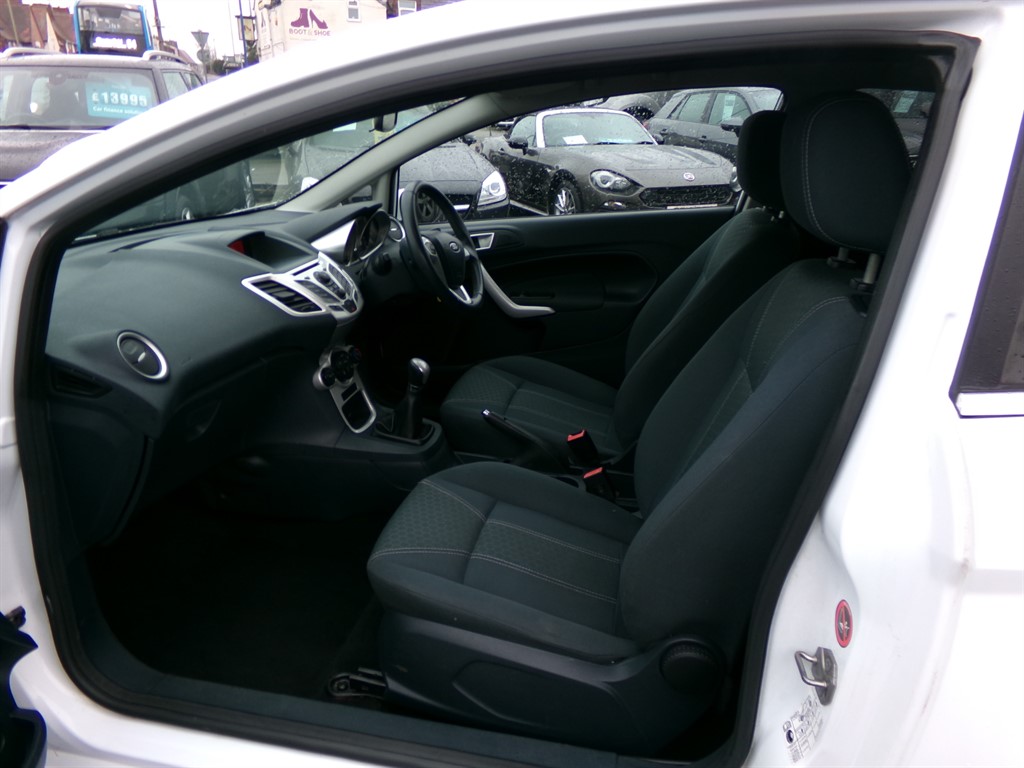 Used Ford Fiesta 2012 for sale - 77492971: Photo 8