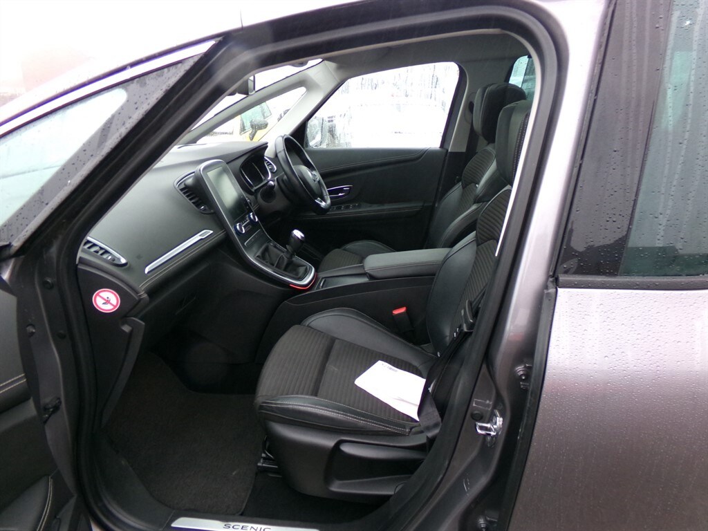 Used Renault Grand Scenic 2018 for sale - 77435377: Photo 7