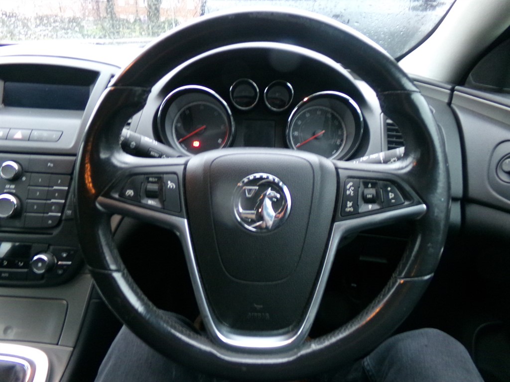 Used Vauxhall Insignia 2010 for sale - 77545518: Photo 12