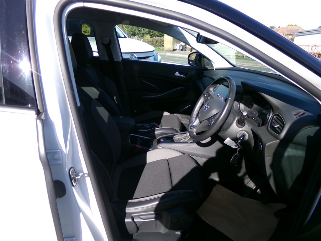 Used Vauxhall Grandland X 2019 for sale - 77918246: Photo 5