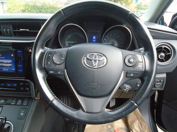 Used Toyota Auris 2017 for sale - 75767209: Photo 12