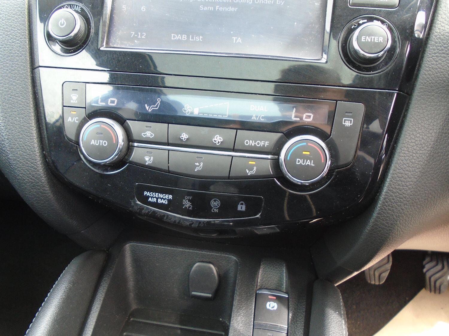 Used Nissan Qashqai 2017 for sale - 76793756: Photo 18