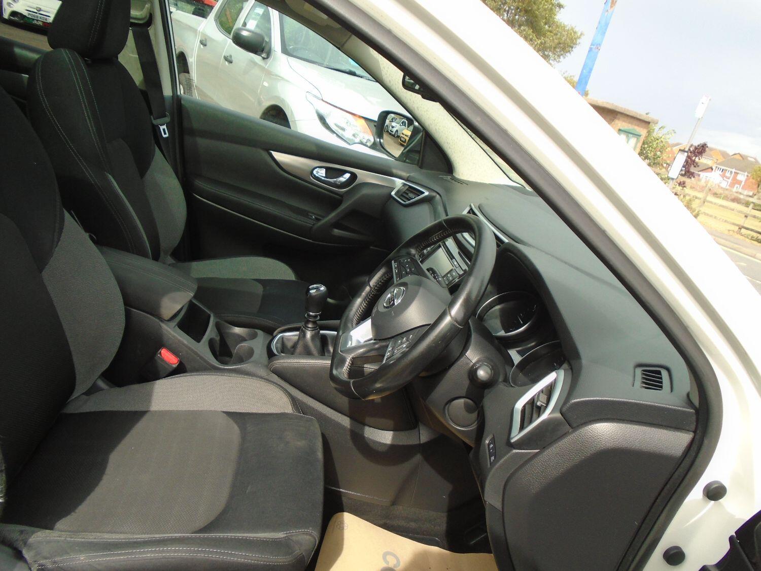 Used Nissan Qashqai 2017 for sale - 76793756: Photo 19