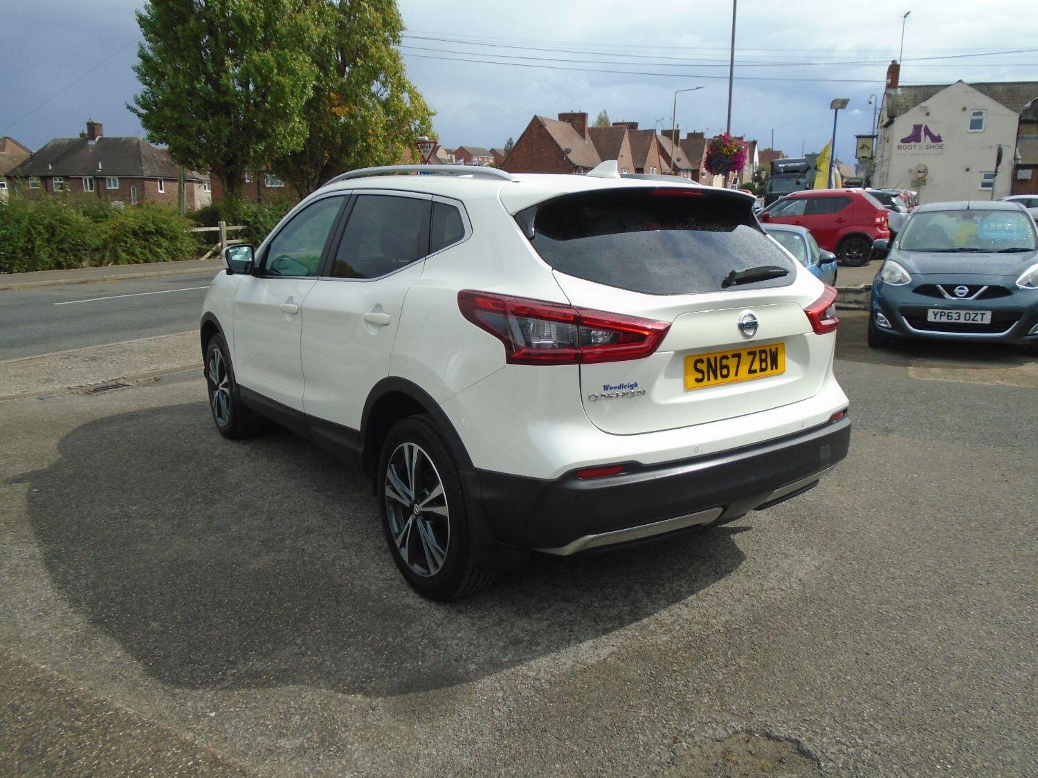 Used Nissan Qashqai 2017 for sale - 76793756: Photo 4